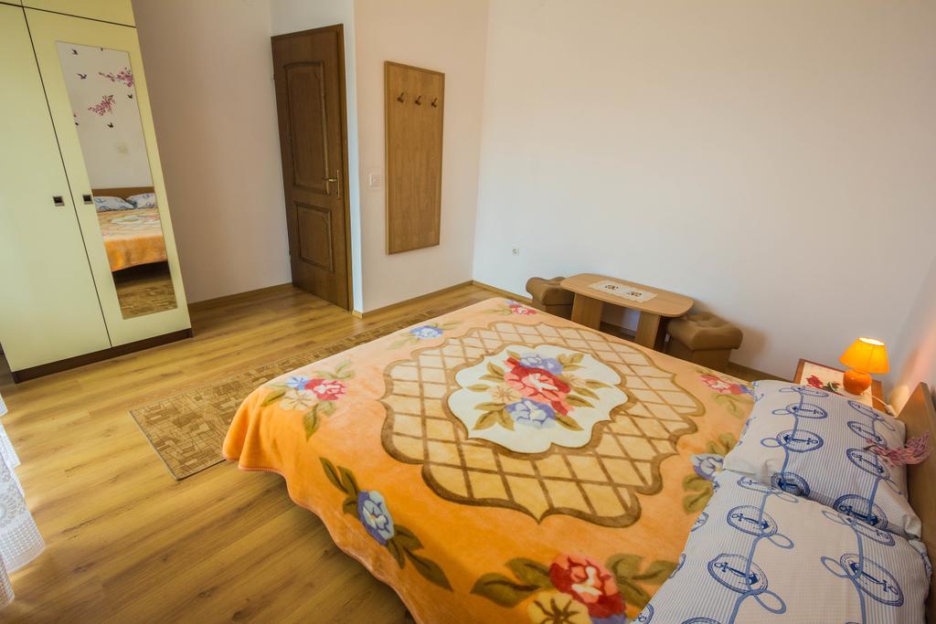 Apartments Villa Luciana Рийека Екстериор снимка