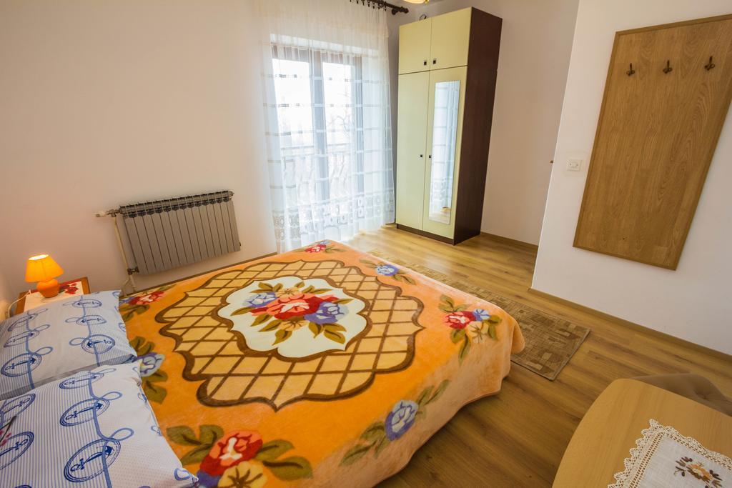 Apartments Villa Luciana Рийека Екстериор снимка