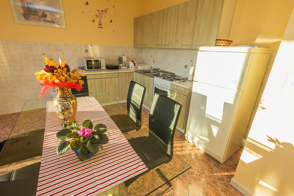 Apartments Villa Luciana Рийека Екстериор снимка
